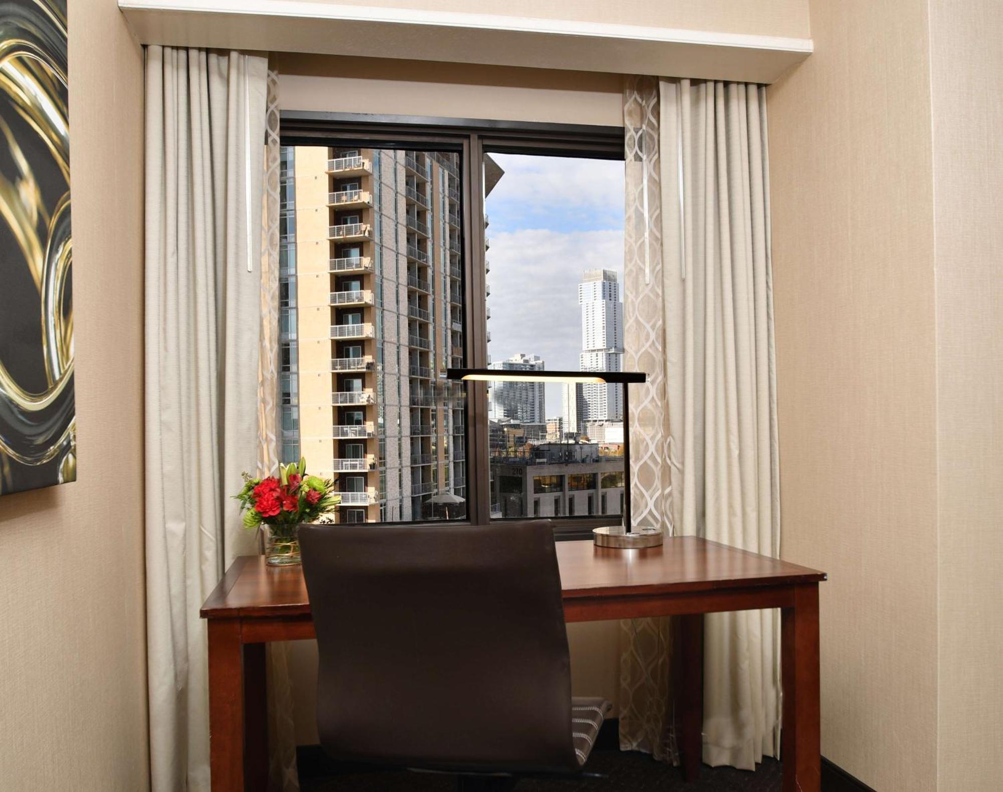 Embassy Suites By Hilton Austin Downtown South Congress Kültér fotó
